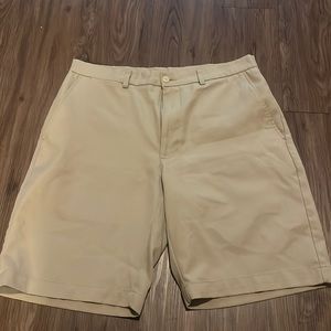 Kaki Golf Shorts